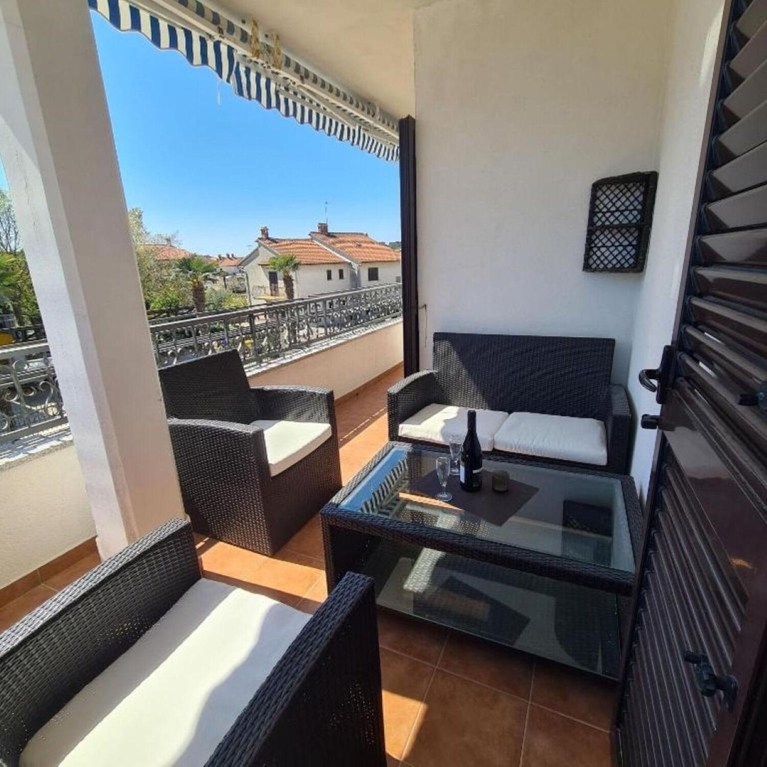 Apartments Berto - 500M To The Beach Rovinj Exterior foto