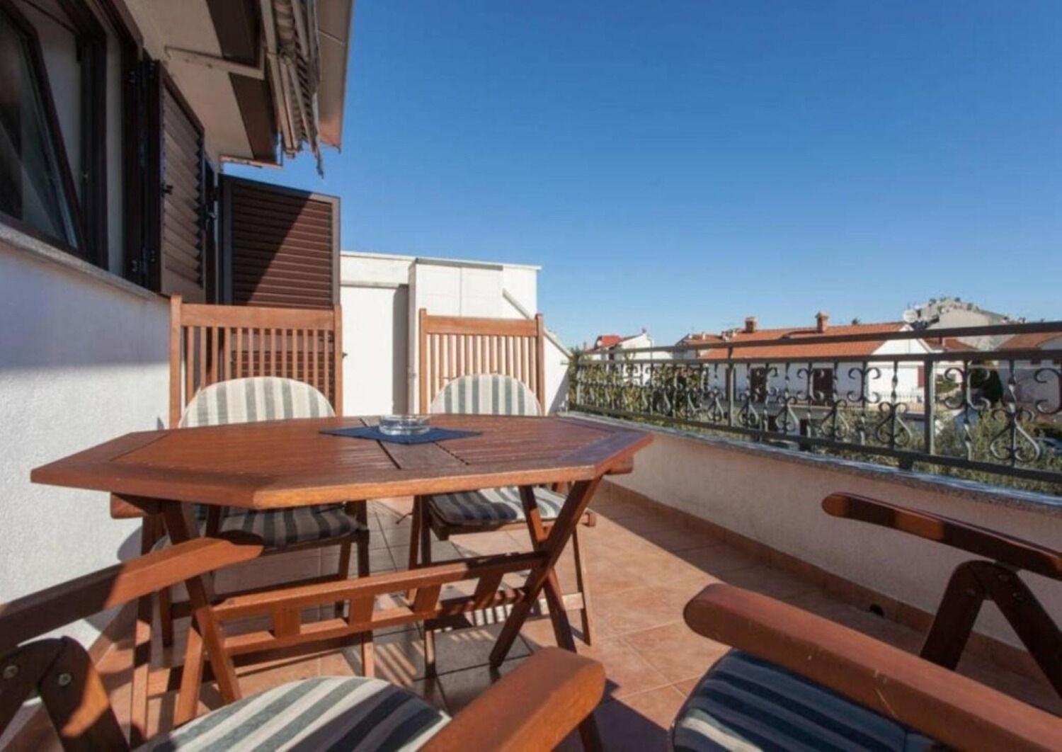 Apartments Berto - 500M To The Beach Rovinj Exterior foto
